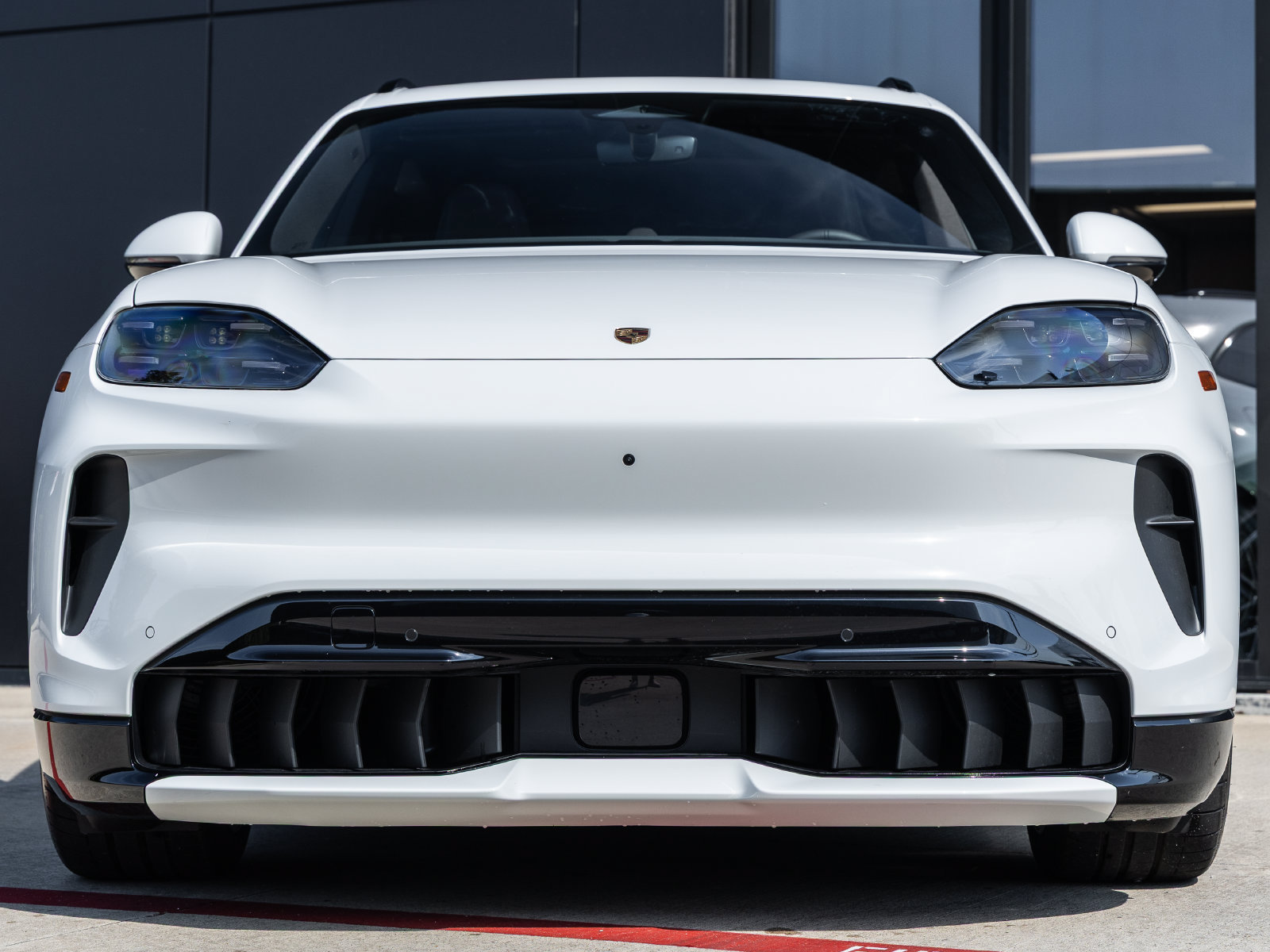 Used 2026 Porsche Cayenne Electric AWD/4WD image 8