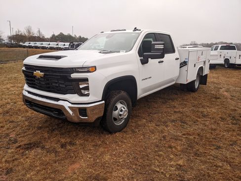 New 2024 Chevrolet Silverado 3500 W/T w/ WT Convenience Package image 3