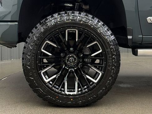 Used 2026 Chevrolet Silverado 1500 High Country w/ High Country Premium Package AWD/4WD image 10