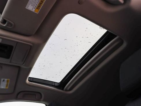 Certified 2023 Honda Accord EX image 28