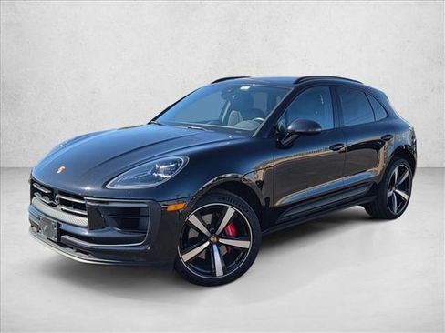 Used 2023 Porsche Macan S image 1