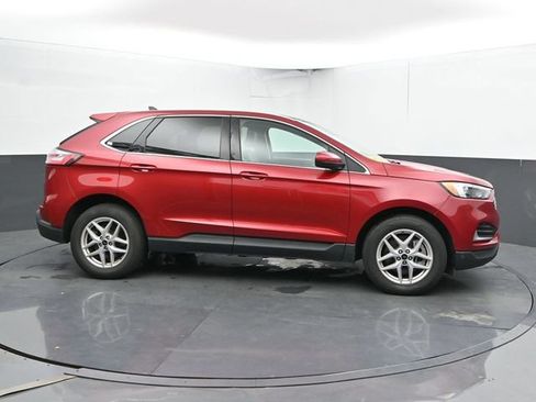 Used 2024 Ford Edge SEL AWD/4WD image 4