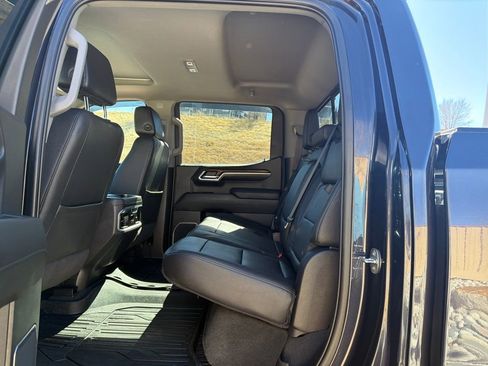 Used 2022 GMC Sierra 1500 SLT w/ SLT Premium Plus Package AWD/4WD image 23