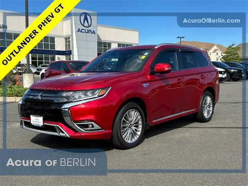 Used 2022 Mitsubishi Outlander GT image 1