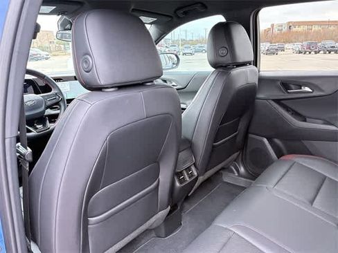 Used 2026 Chevrolet Equinox RS image 19