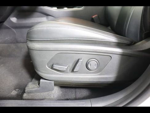Used 2023 Kia Sorento EX image 21