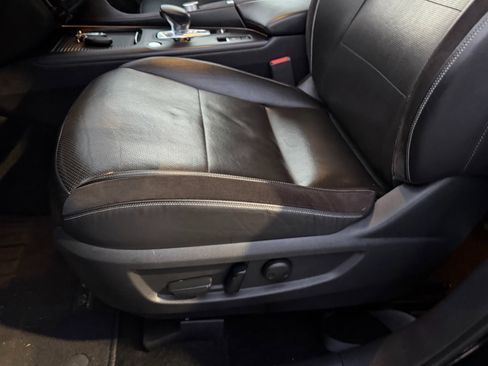 Used 2019 INFINITI QX50 Essential w/ Sensory Package image 14