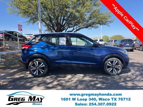 Used 2020 Nissan Kicks SV FWD image 8