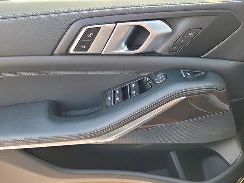 Used 2023 BMW X5 xDrive40i image 24