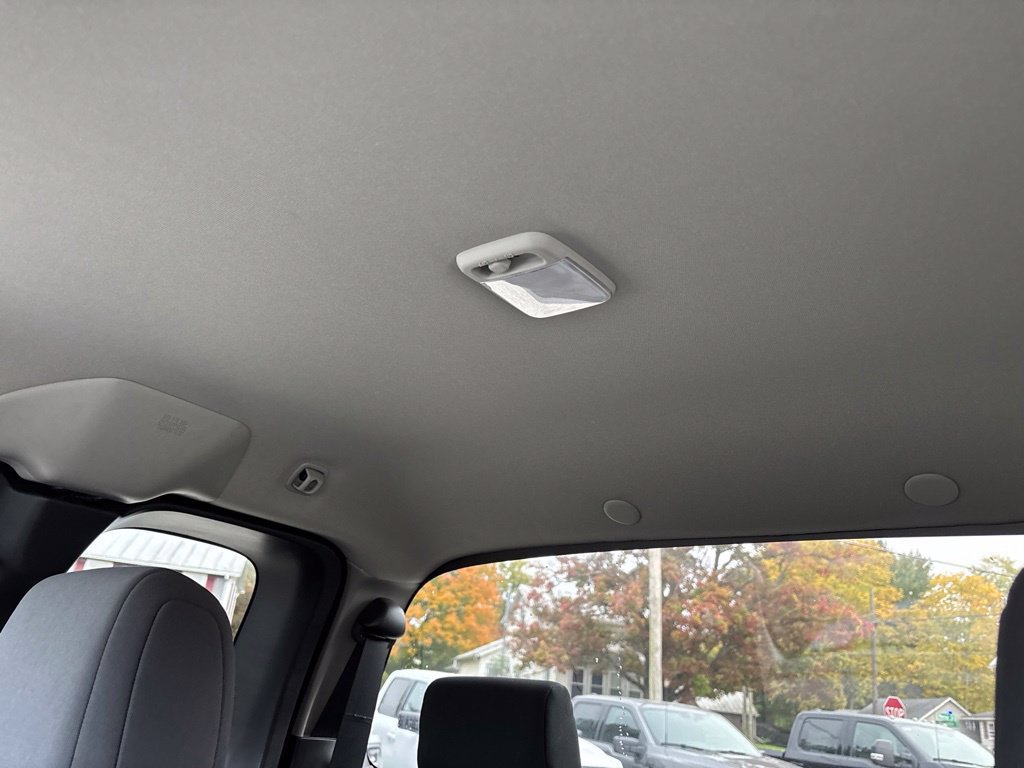 Used 2022 Nissan Frontier S w/ Technology Package AWD/4WD image 32