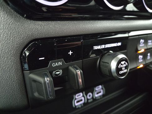 New 2026 RAM 1500 Big Horn AWD/4WD image 24