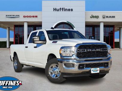 Used 2024 RAM 2500 Tradesman w/ Chrome Appearance Group