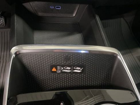 New 2026 Chevrolet Equinox LT w/ Convenience Package II AWD/4WD image 22