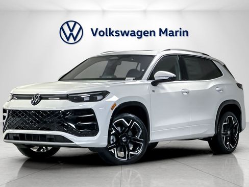 New 2026 Volkswagen Tiguan SEL R-Line image 1