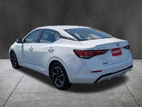 Used 2024 Nissan Sentra SV image 6