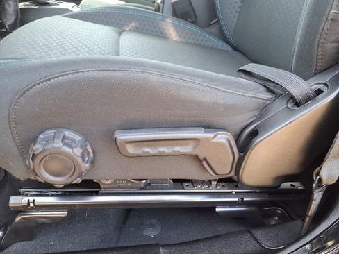 Used 2024 Jeep Wrangler Unlimited Rubicon 4xe image 17