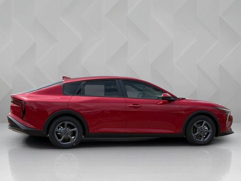 New 2026 Kia K4 FWD image 4