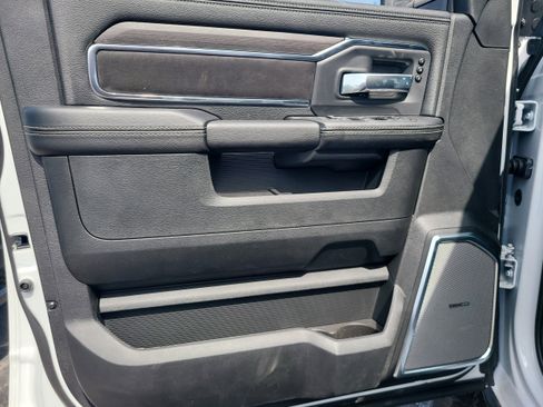 New 2026 RAM 3500 Laramie AWD/4WD image 12