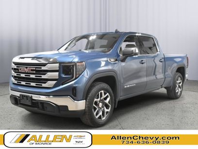 Used 2024 GMC Sierra 1500 SLE w/ Preferred Package