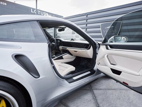 Used 2024 Porsche 911 Turbo S image 21