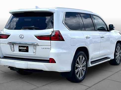 Used 2017 Lexus LX 570 4WD image 12