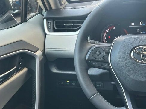 Used 2023 Toyota RAV4 XLE Premium FWD image 14