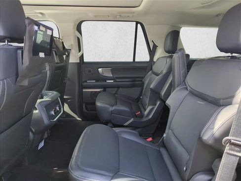 New 2026 Ford Expedition Platinum AWD/4WD image 17