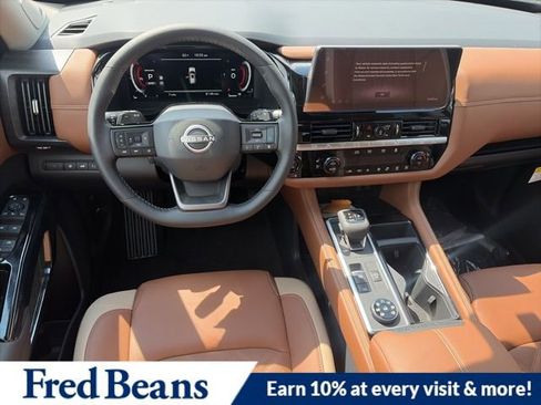 New 2026 Nissan Pathfinder Platinum AWD/4WD image 11