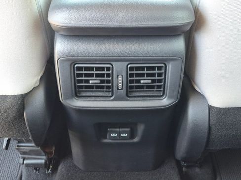 Used 2022 Toyota RAV4 XLE w/ Convenience Package FWD image 17