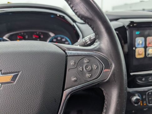 Used 2019 Chevrolet Traverse RS image 19