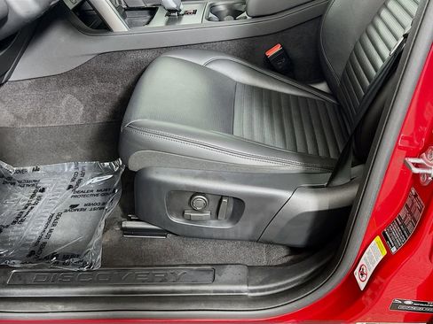 Certified 2024 Land Rover Discovery Sport S image 20