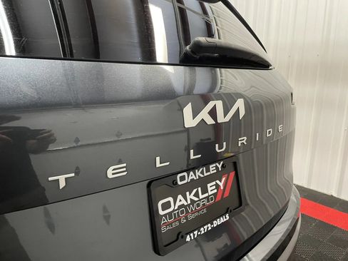 Used 2023 Kia Telluride EX FWD image 13