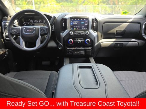 Used 2022 GMC Sierra 1500 Elevation w/ Preferred Package RWD image 6