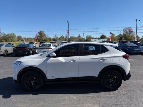 Used 2025 Buick Encore GX Sport Touring w/ Comfort Package image 8