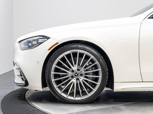 Used 2023 Mercedes-Benz S 580 4MATIC Sedan image 40