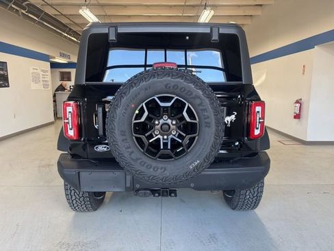 New 2026 Ford Bronco Badlands image 5