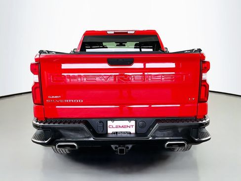 Used 2021 Chevrolet Silverado 1500 LT Trail Boss w/ Bed Protection Package AWD/4WD image 8