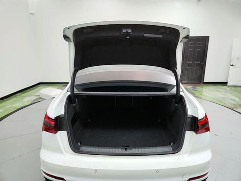 Used 2021 Audi A6 2.0T Premium w/ Convenience Package image 32
