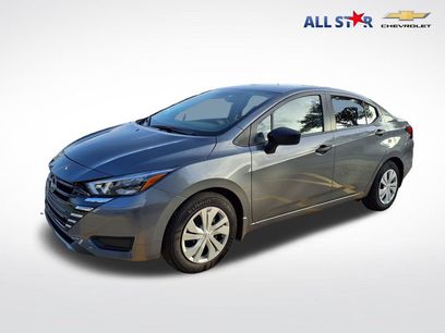 Used 2025 Nissan Versa S w/ Trunk Package