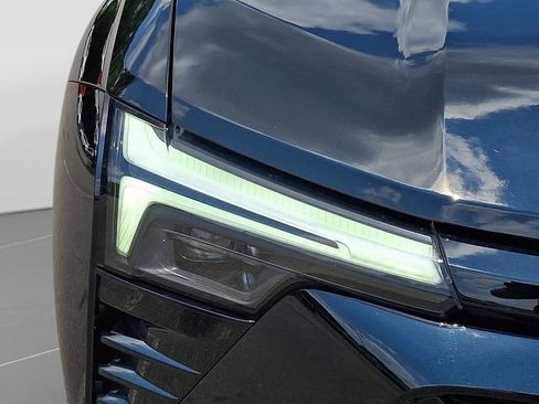 Used 2024 Chevrolet Blazer EV LT AWD/4WD image 11