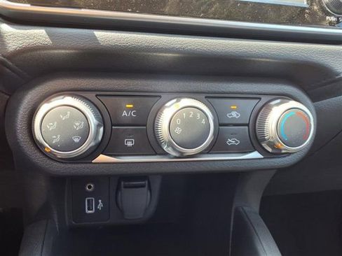 New 2025 Nissan Versa S image 14