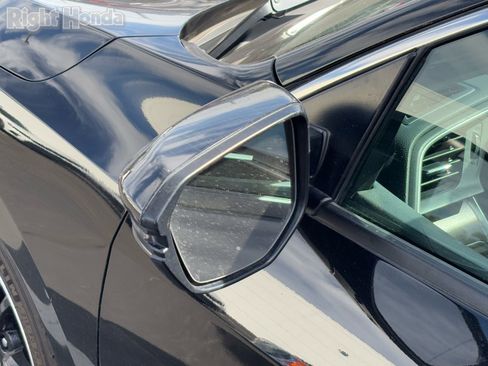 Used 2016 Honda Civic Touring image 9