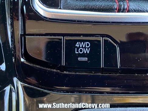 Used 2022 Jeep Compass Trailhawk AWD/4WD image 32