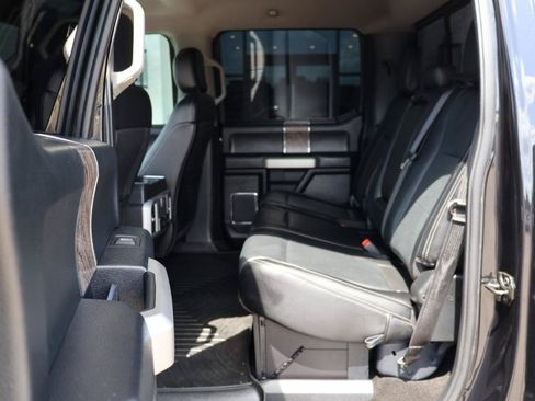 Used 2019 Ford F250 Lariat w/ Lariat Ultimate Package AWD/4WD image 14