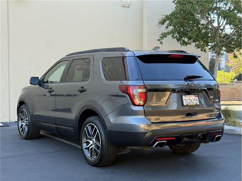 Used 2016 Ford Explorer Sport w/ Equipment Group 401A AWD/4WD image 4