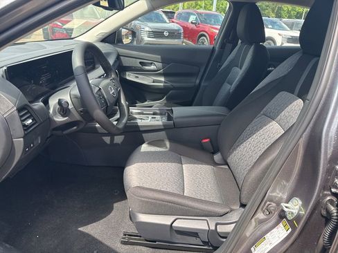 New 2026 Nissan Sentra SV FWD image 9
