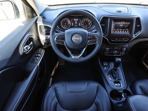 Used 2021 Jeep Cherokee Latitude Lux w/ Sun & Sound Group image 25