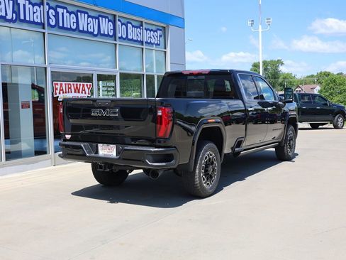 New 2026 GMC Sierra 3500 Denali w/ Denali Reserve Package AWD/4WD image 3