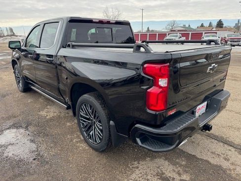 Used 2022 Chevrolet Silverado 1500 High Country w/ Technology Package image 5