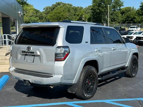 Used 2024 Toyota 4Runner SR5 RWD image 3